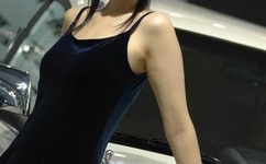 迈开腿尝尝你的草莓汁的图片